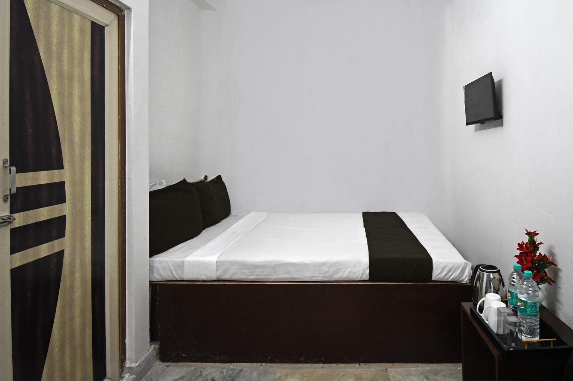 Oyo Hotel Chinar Park Kolkata Luaran gambar